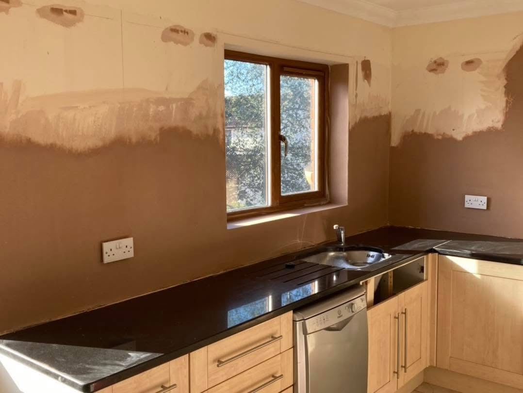 Star & Crown Plastering — Photos 9